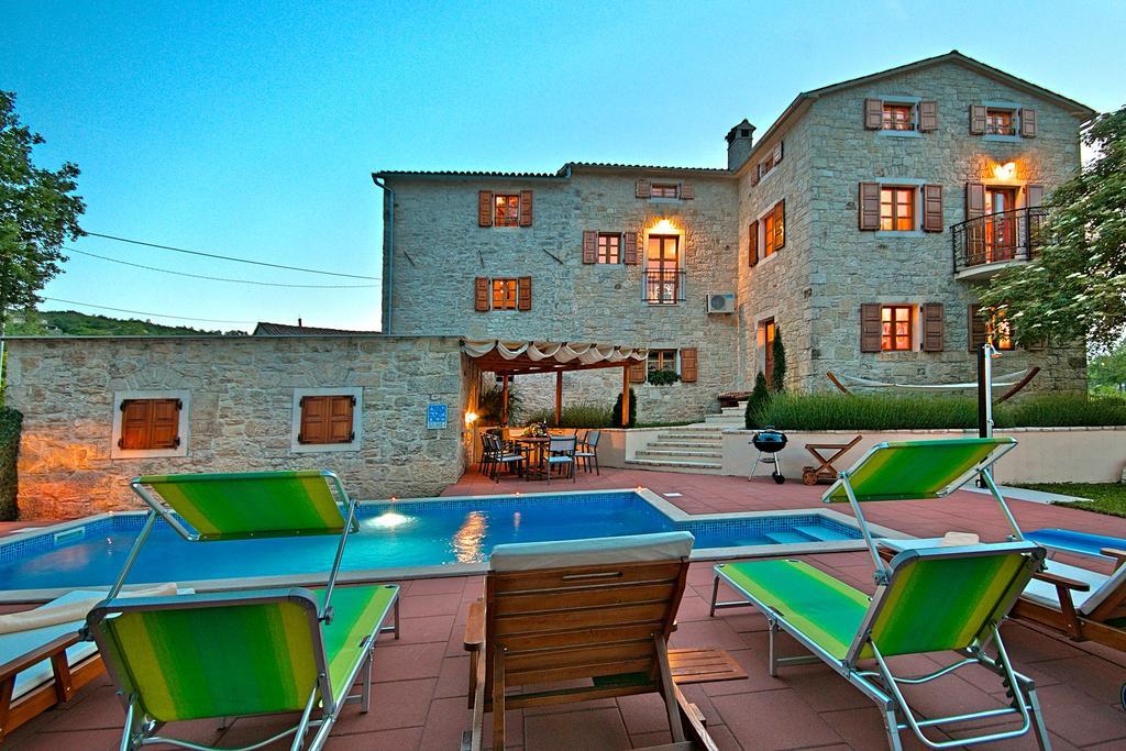 Villa Angela E Giovanni Vizinada Exterior photo